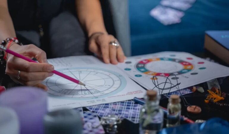 Kadim astroloji ve modern astroloji arasındaki farklar