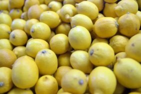 4300-limonun-suyunu-iki-katina-cikaran-basit-yontem-mikrodalga-firinda-isitin.jpg