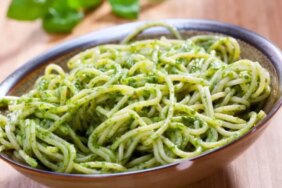 5189-pesto-soslu-makarna-italyan-mutfaginin-vazgecilmez-lezzeti.jpg
