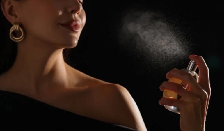 Parfümünüzün Etkisini Artırın