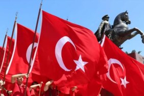 6834-19-mayista-okullar-tatil-mi-2025te-19-mayis-resmi-tatil-mi-yarim-gun-mu.jpg