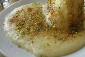 6925-irmik-ve-peynirin-mukemmel-uyumu-nefis-peynirli-irmik-tatlisi-tarifi.jpg