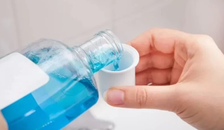 Ağız gargarası çene kemiğinin erimesine neden oluyor