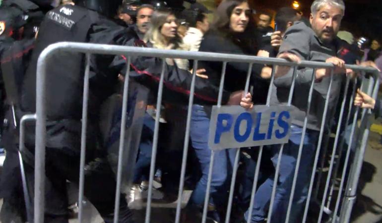 Dersim’de Kayyım Protestosu Davasında Adli Kontrol Şartı Kaldırıldı, Duruşma Ekim’e Ertelendi