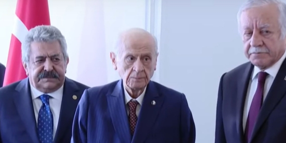 Bahçeli, DEM Parti’yi kapıda karşıladı