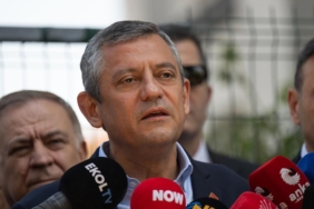 chp-lideri-ozgur-ozelden-dikkat-ceken-tesekkur-aciklamasi-kc1s.jpg