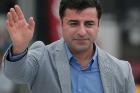 demirtastan-fesih-kararina-ilk-yorum-isim-isim-saydi-tesekkur-etti-wikj.jpg