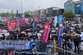 kadikoyde-1-mayis-isciler-sokakta-talepler-alanlarda.jpg