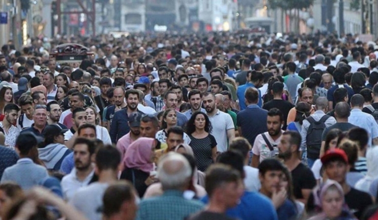 Gençlerin iş bulma umudu tükeniyor: Veriler açıklandı