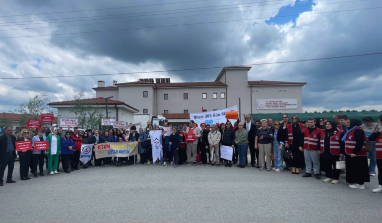 Otizm bakım merkezlerinde hak temelli bakım reformu çağrısı