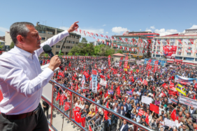 ozgur-ozel-chp-nin-kaleleri-van-a-feda-olsun.png