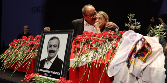 Sırrı Süreyya Önder’in kızından babasına son mektup: “Artık dinlen turna kuşum”