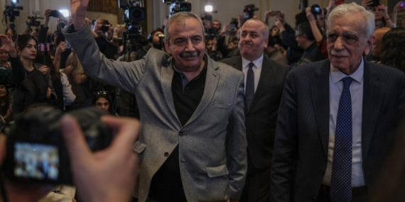 Sırrı Süreyya Önder yarın toprağa verilecek