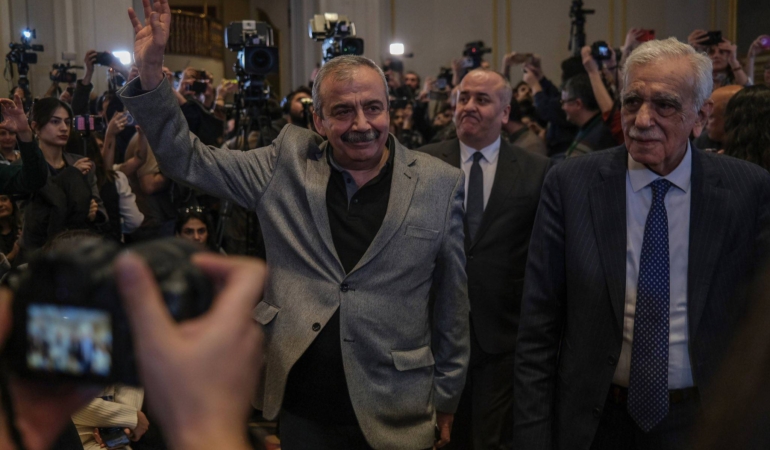 Sırrı Süreyya Önder yarın toprağa verilecek