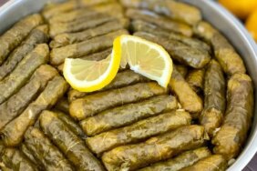 2922-sarma-sarmanin-puf-noktalari-bu-yontemle-bir-tencere-sarma-saracaksiniz.jpg