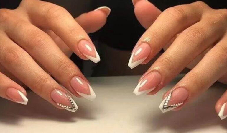 Protez Tırnak Evde Nasıl Çıkarılır?