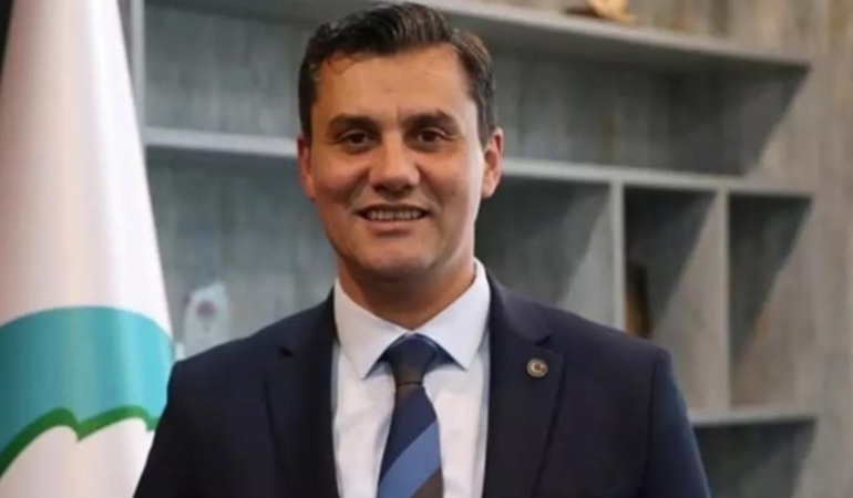 Manisa Büyükşehir Belediye Başkanı Ferdi Zeyrek, hayatını kaybetti