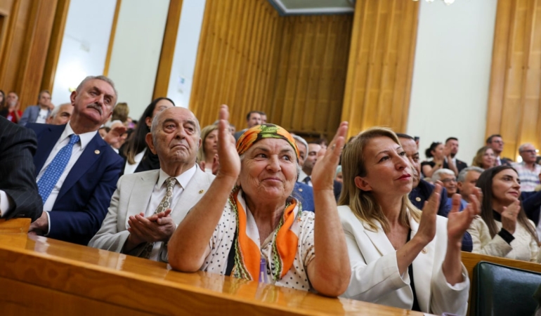 Özel’den Erdoğan’a: Kasım’da seçim hodri meydan