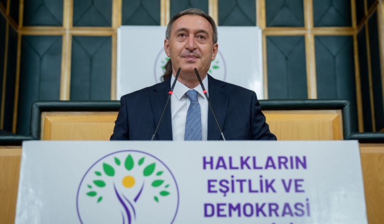 Bakırhan: Ortadoğu kaos içerisindeyken Kürt’e kapan kurmaktan herkes vazgeçmeli