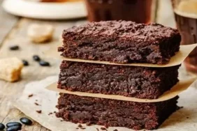 1879-evde-sekersiz-brownie-nasil-yapilir-sekersiz-brownie-nasil-yapilir.jpg