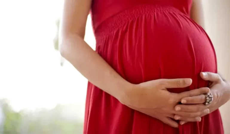 Bebek doğmadan önce alınacak temel eşyalar nelerdir?