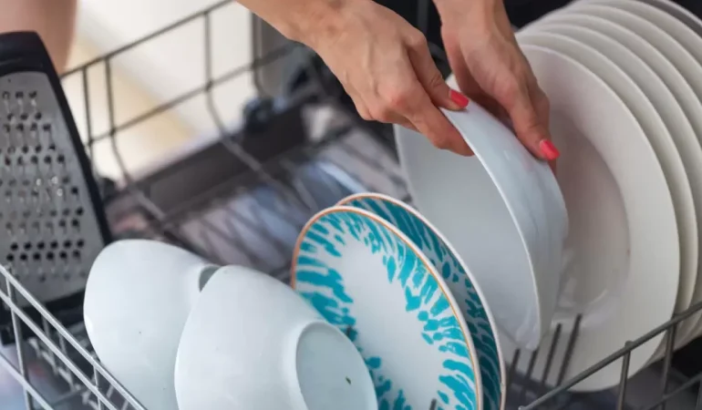 Bulaşık Makinesi Temizleyicisi Nasıl Kullanılır?