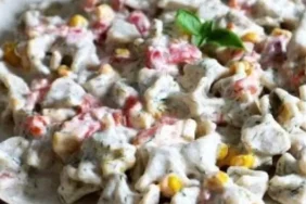 4817-manti-salatasi-tarifi-yaz-sofralarina-ferahlik-katin.jpg