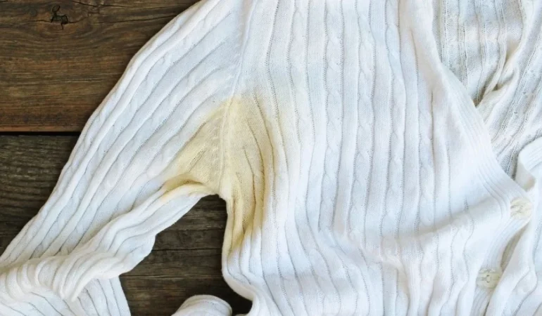 Beyaz kıyafetleriniz sararıyorsa bunu yapın