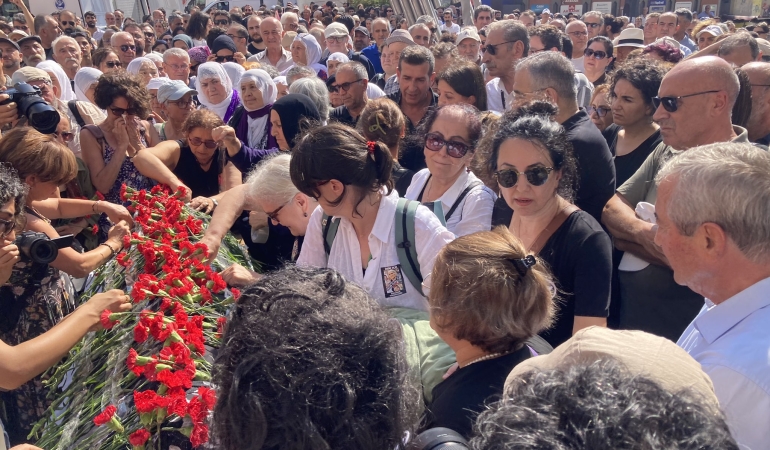 Emine Ocak Galatasaray Meydanı’ndan uğurlandı