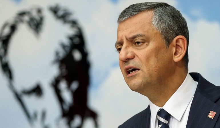 CHP Lideri Özgür Özel’den Net Komisyon Açıklaması: Nitelikli Çoğunluk Şart