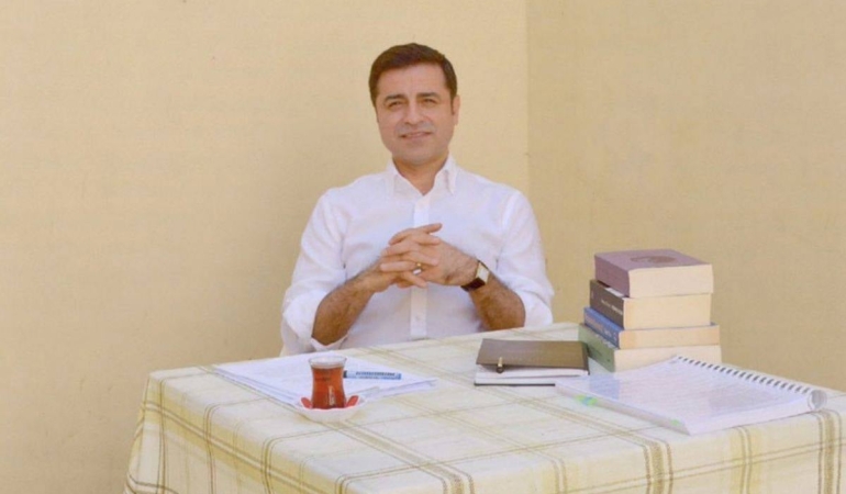 Demirtaş’tan ‘silah bırakma’ açıklaması: Pazarlık yok