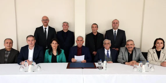 Öcalan: Yeni bir aşamaya geçiyoruz