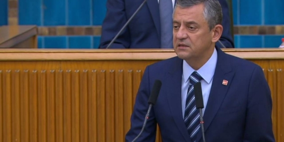 Özel’den Bahçeli’ye: Darbe yapmıyorum, 19 Mart darbesine karşı direnme hakkımı kullanıyorum