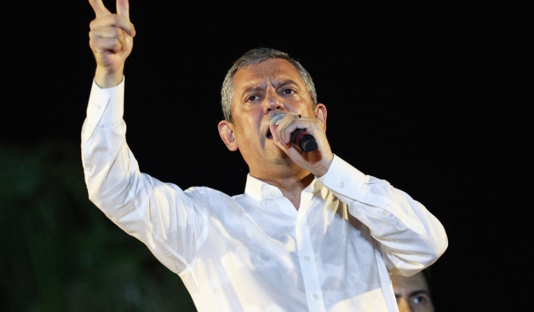 Özgür Özel: Kürtleri, sakın Tayyip Erdoğan’ın düşündüğü gibi ilkesiz insanlar diye düşünmeyin