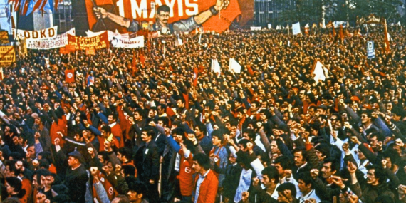 1 Mayıs için Taksim yolu açıldı