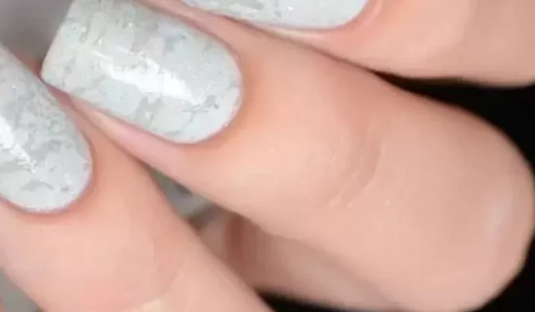 Mermer desenli oje tasarımı