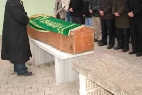 2299-ruyada-cenaze-namazi-kilmak-ne-anlama-gelir-iste-detayli-yorumlar.jpg