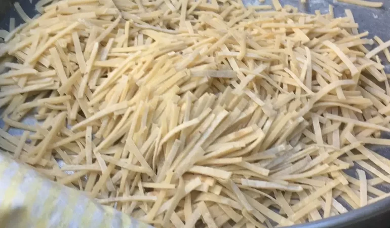 Erişte Nasıl Yapılır?