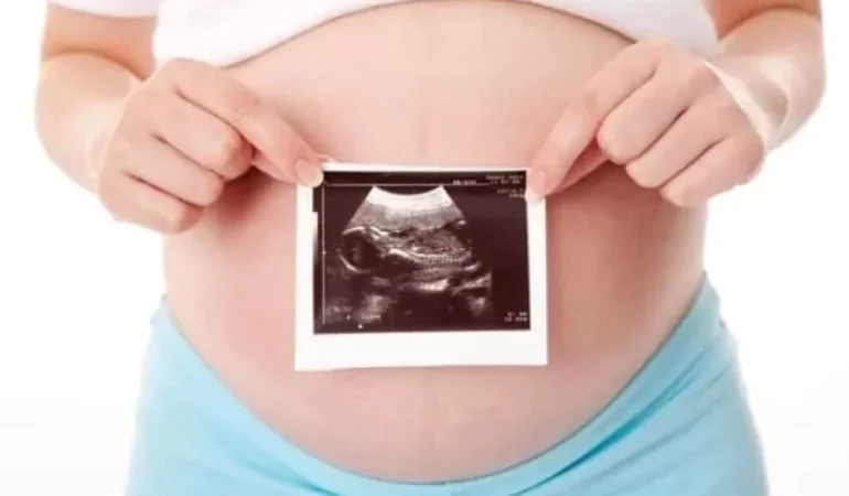 Erkek bebek bekleyen anne adaylarında görülen 5 ilginç belirti
