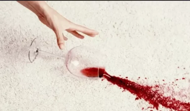 Şarap Lekesini Çıkarma Yöntemleri