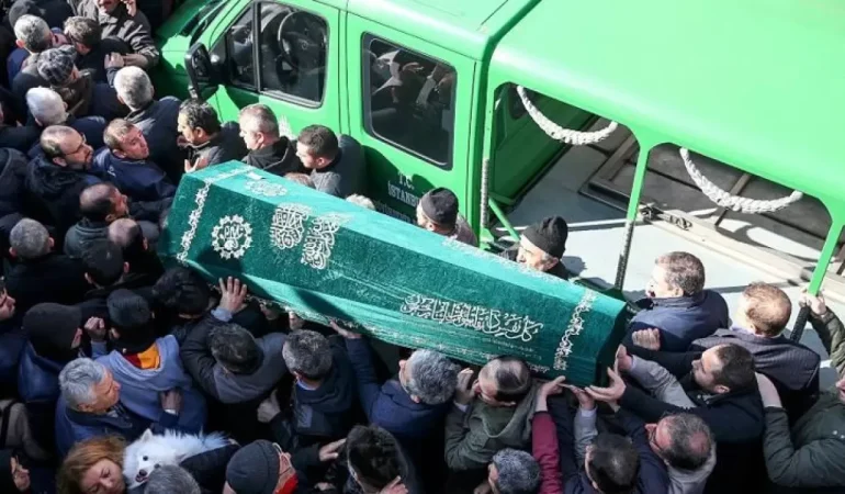 Rüyada Cenaze Taşımak Ne Demek?