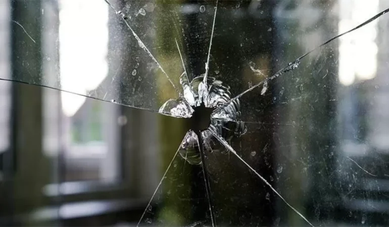 Rüyada Cam Kırılması Görmek Ne Anlama Gelir?