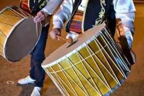8360-ruyada-davul-calmak-ne-anlama-gelir-iste-detayli-yorumlar.jpg