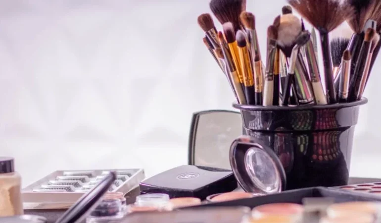 Hangi makyaj ürünleri buzdolabında saklanır?