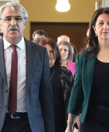 komisyonun-ardindan-ilk-dem-parti-imrali-heyeti-ocalan-ile-gorusecek-nlxu.jpg