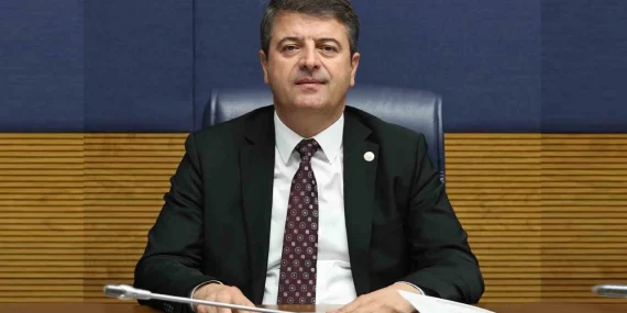 Adıyaman Belediye Başkanı Tutdere görevine iade edildi