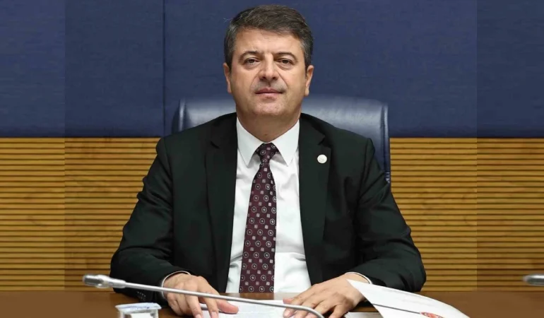 Adıyaman Belediye Başkanı Tutdere görevine iade edildi