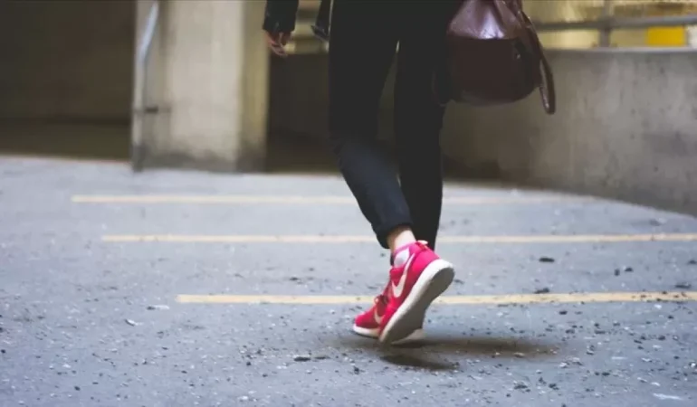 Bir saatlik yürüyüşle kaç kalori yakılır?