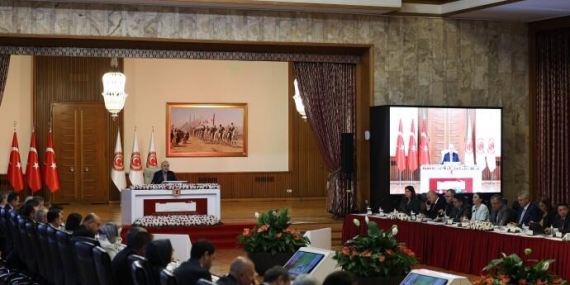 Komisyon bu hafta düşünce kuruluşlarını dinleyecek