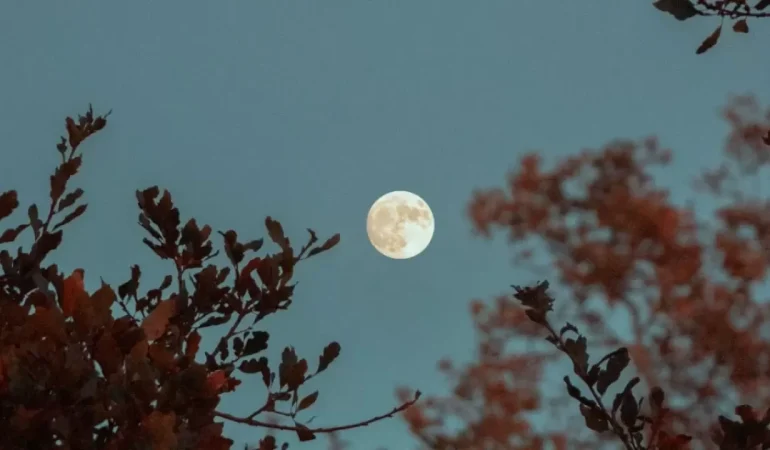 Ekim Dolunayı Ne Zaman?